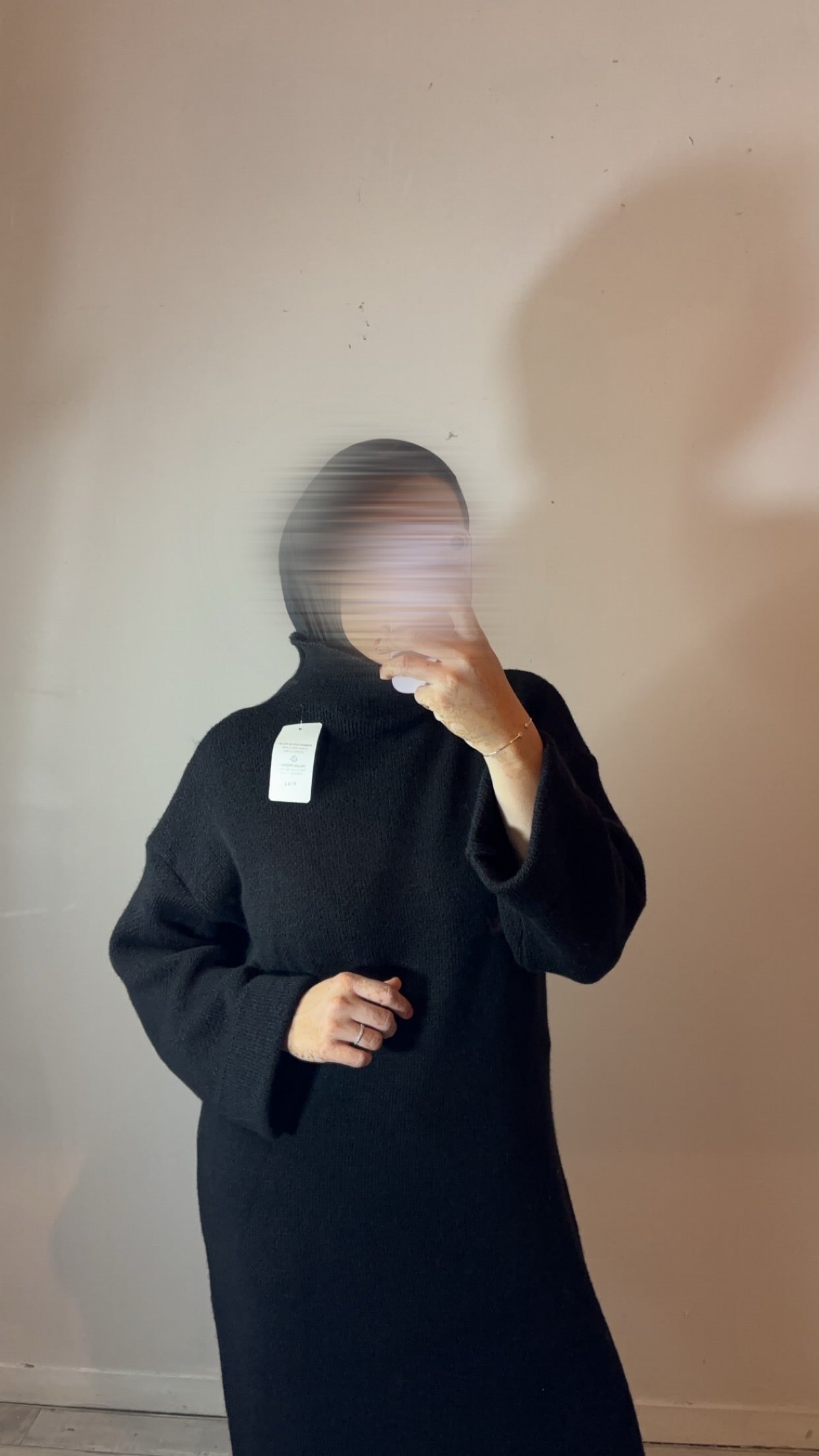 ROBE PULL